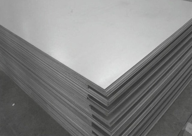 Титановый лист 1.2х600 ВТ1-1