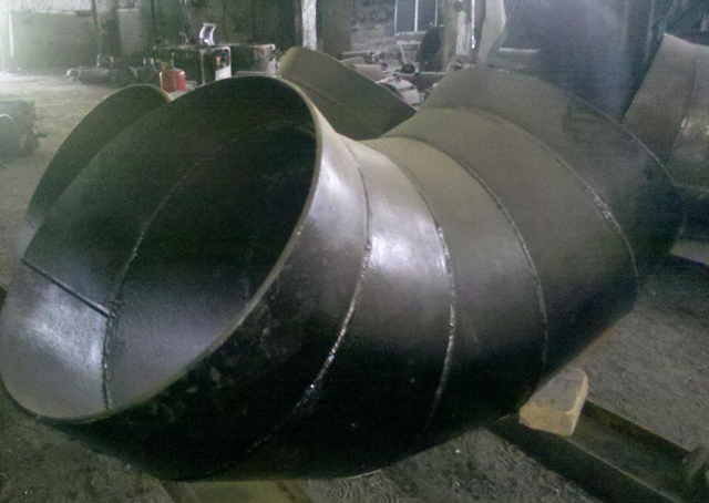 Секторный сварной отвод 60 ̊ 500х10 17Г1С